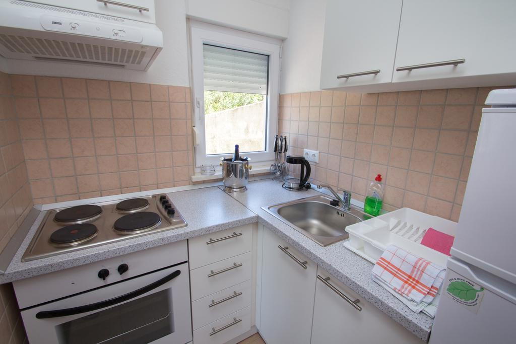 Apartments Kelić Trogir Ruang foto