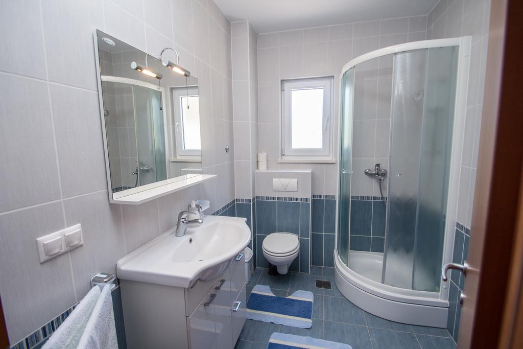 Apartments Kelić Trogir Ruang foto
