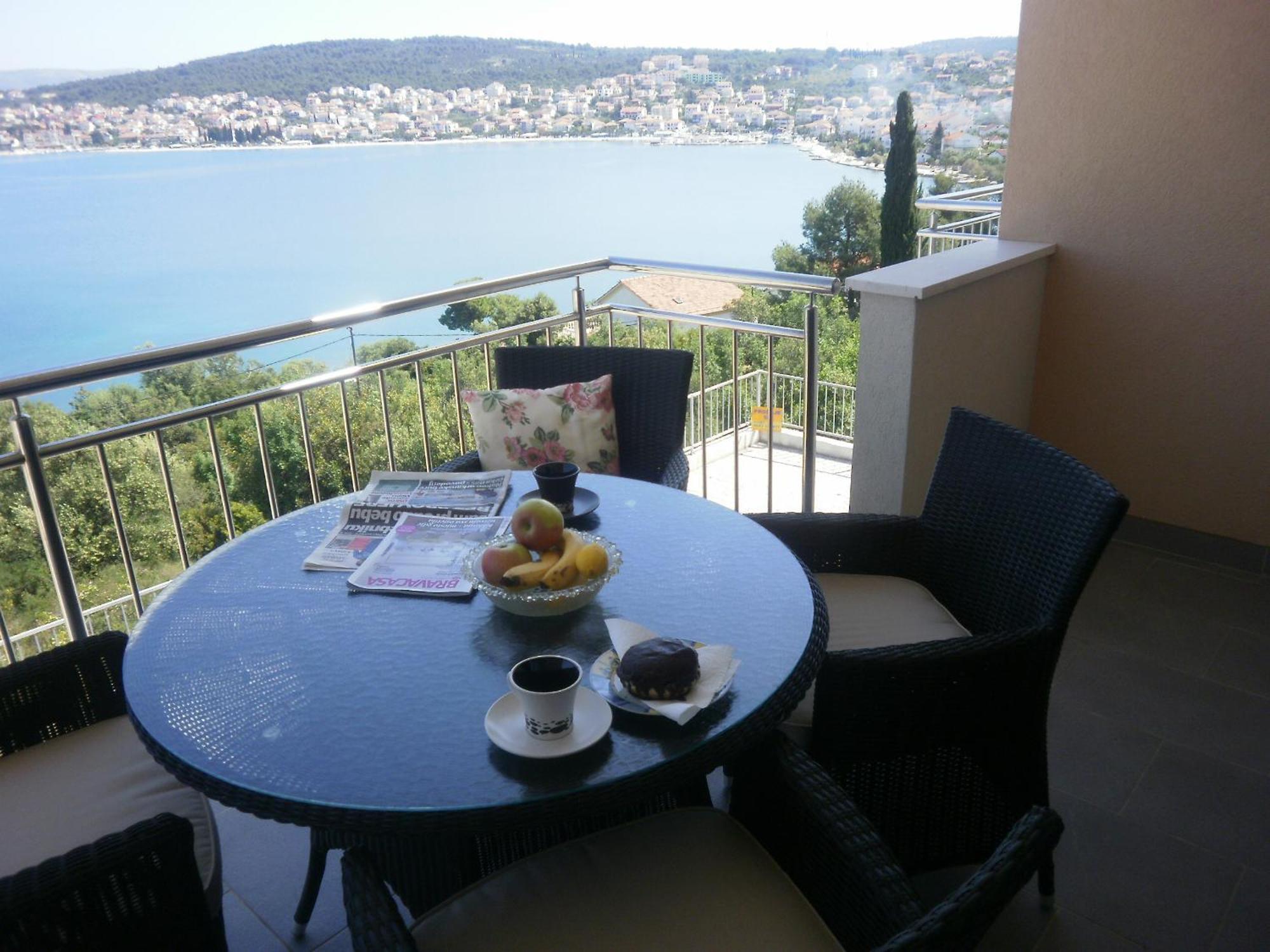 Apartments Kelić Trogir Bagian luar foto